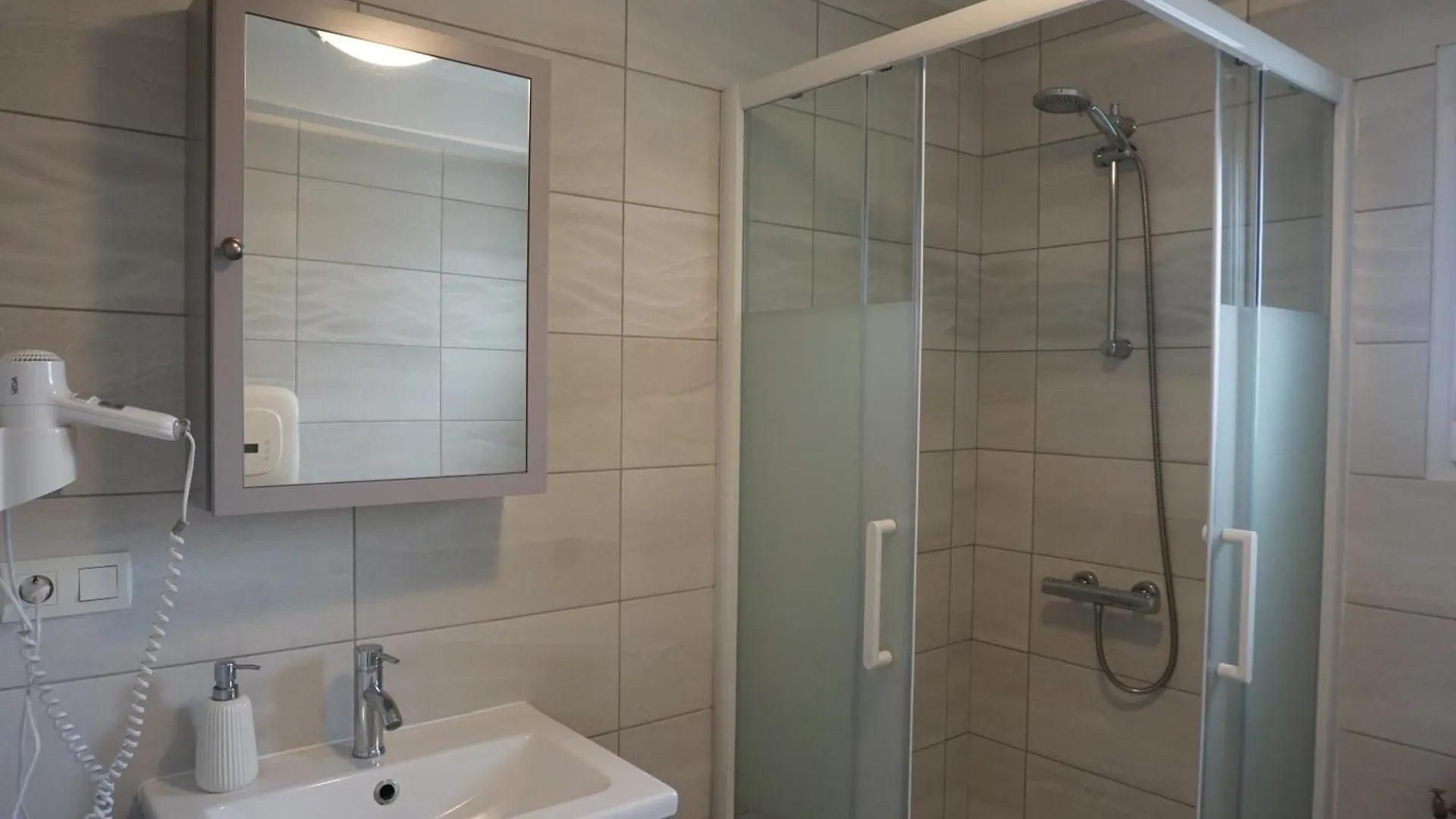 Bed & Breakfast Maison D'Hotes De Kerzine Plouhinec