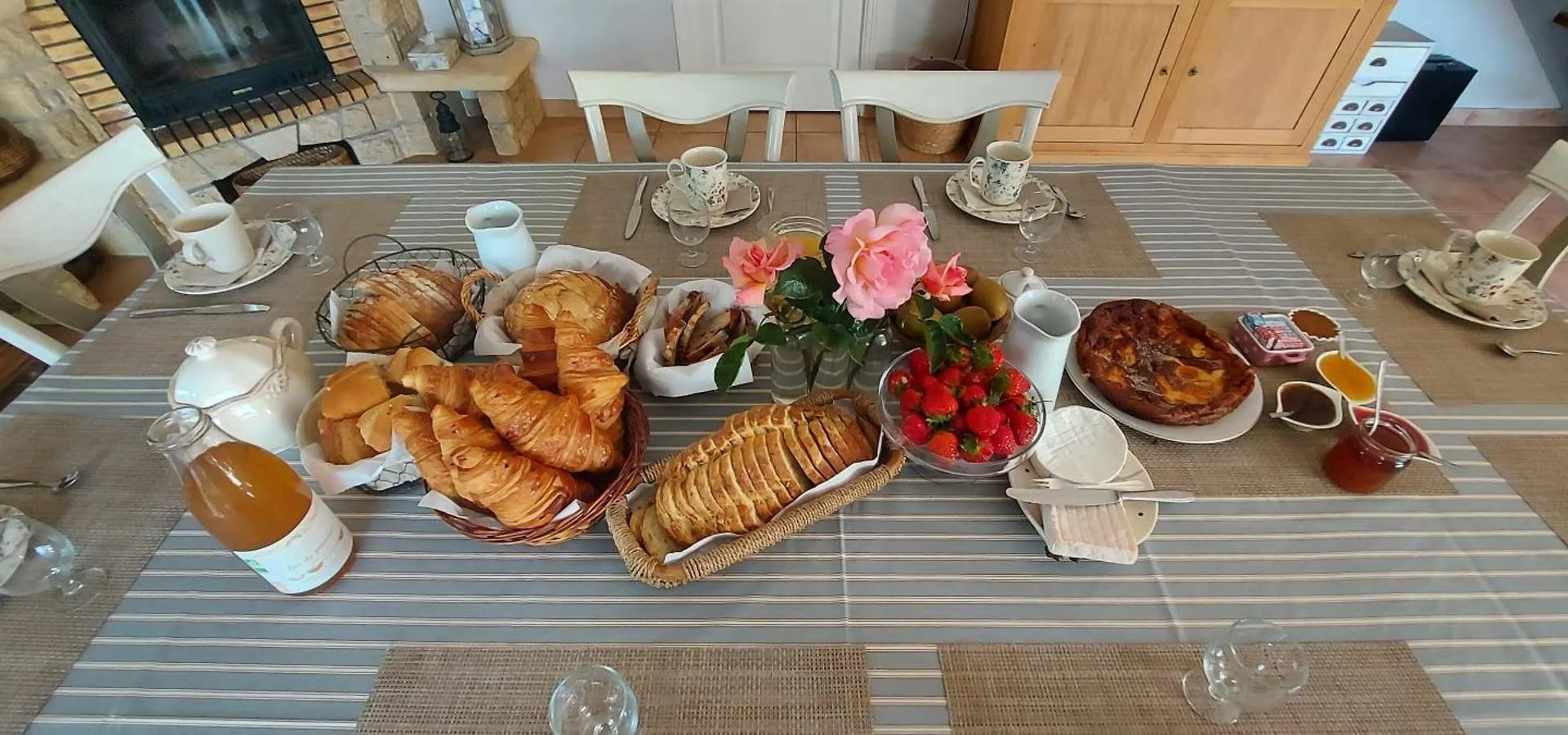 Bed & Breakfast Maison D'Hotes De Kerzine Plouhinec
