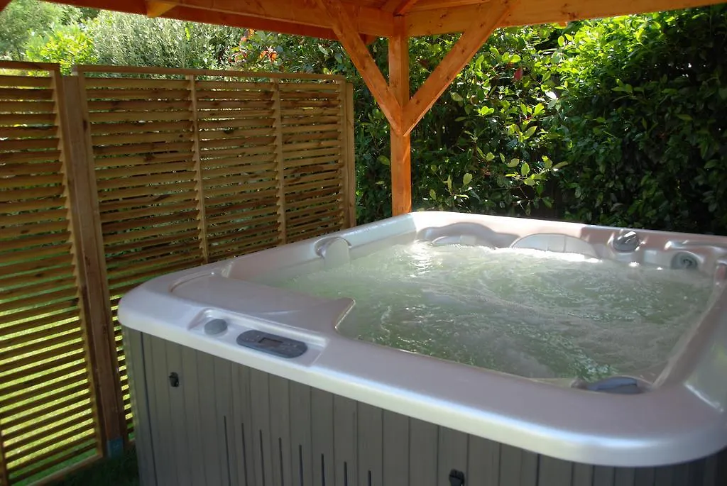 Bed & Breakfast Maison D'Hotes De Kerzine Plouhinec